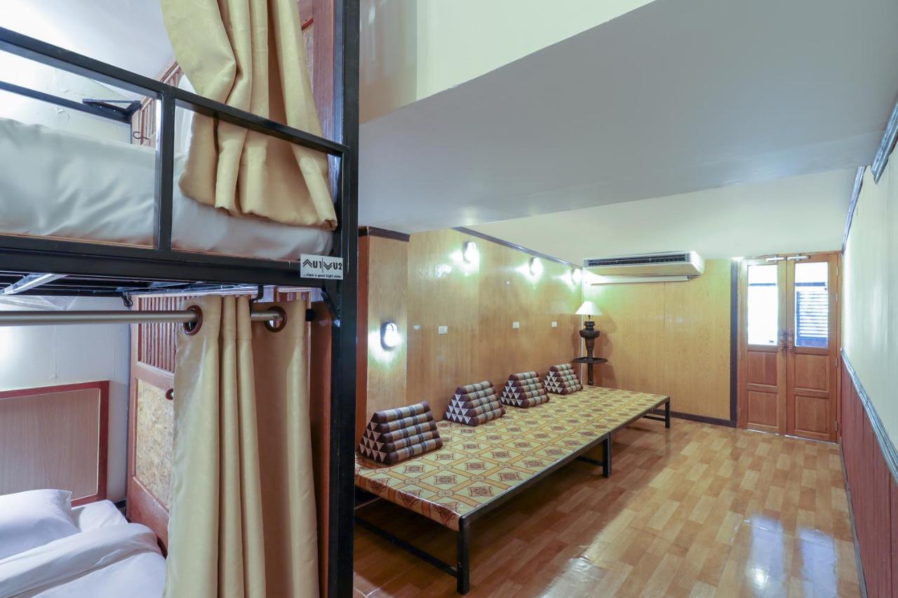 My Space Hostel Чіангмай Екстер'єр фото